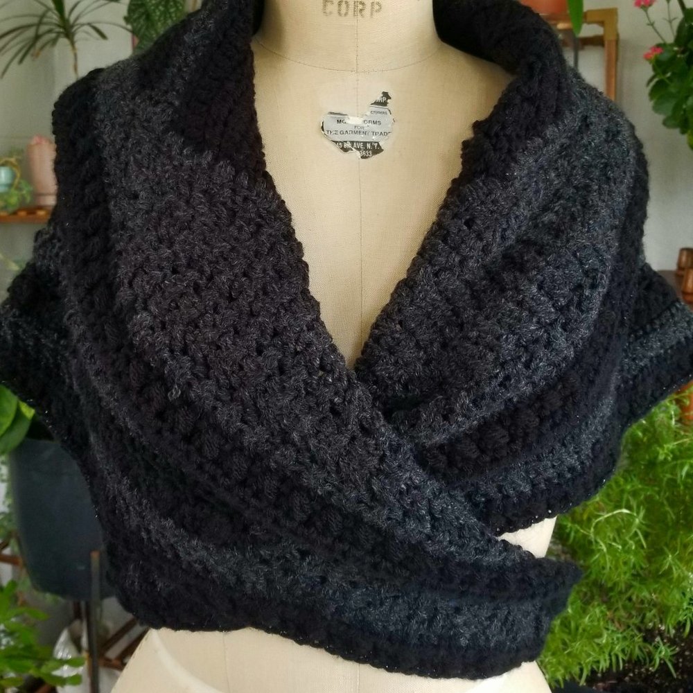 Handmade Crochet OUTLANDER PRAIRIE tie WRAP SHAWL Black - OS